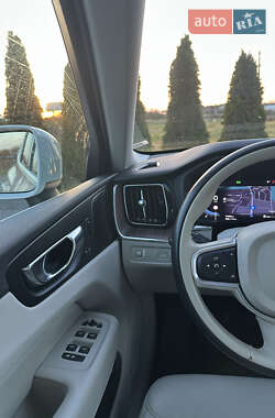 Внедорожник / Кроссовер Volvo XC60 2022 в Львове