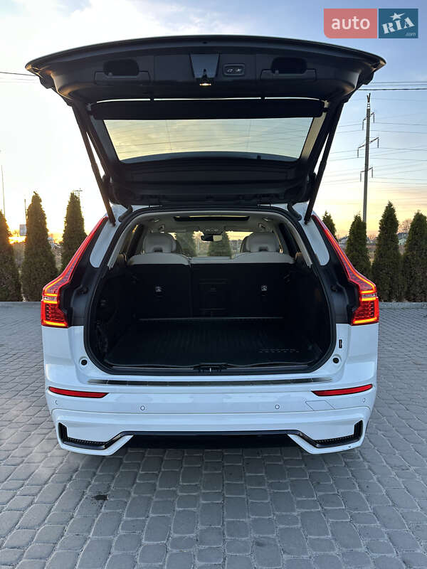 Позашляховик / Кросовер Volvo XC60 2022 в Львові