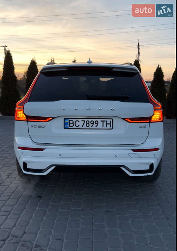 Позашляховик / Кросовер Volvo XC60 2022 в Львові