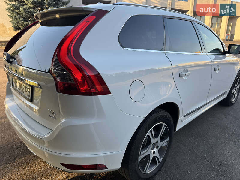 Позашляховик / Кросовер Volvo XC60 2013 в Рівному