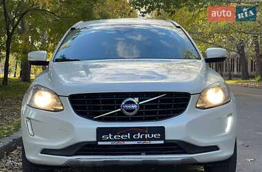 Внедорожник / Кроссовер Volvo XC60 2015 в Николаеве