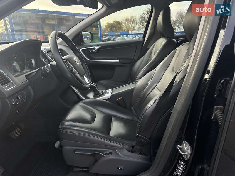 Внедорожник / Кроссовер Volvo XC60 2015 в Киеве фото 29 Внедорожник / Кроссовер Volvo XC60 2015 в Киеве