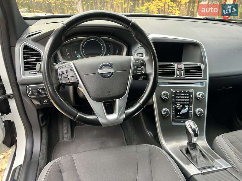 Внедорожник / Кроссовер Volvo XC60 2013 в Черновцах фото 28 Внедорожник / Кроссовер Volvo XC60 2013 в Черновцах