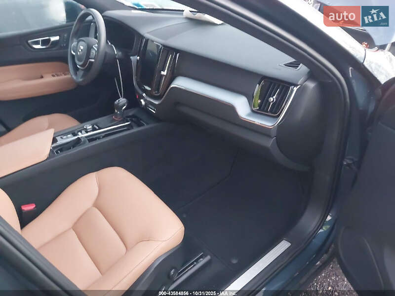 Внедорожник / Кроссовер Volvo XC60 2020 в Днепре