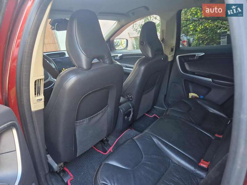 Внедорожник / Кроссовер Volvo XC60 2009 в Ужгороде