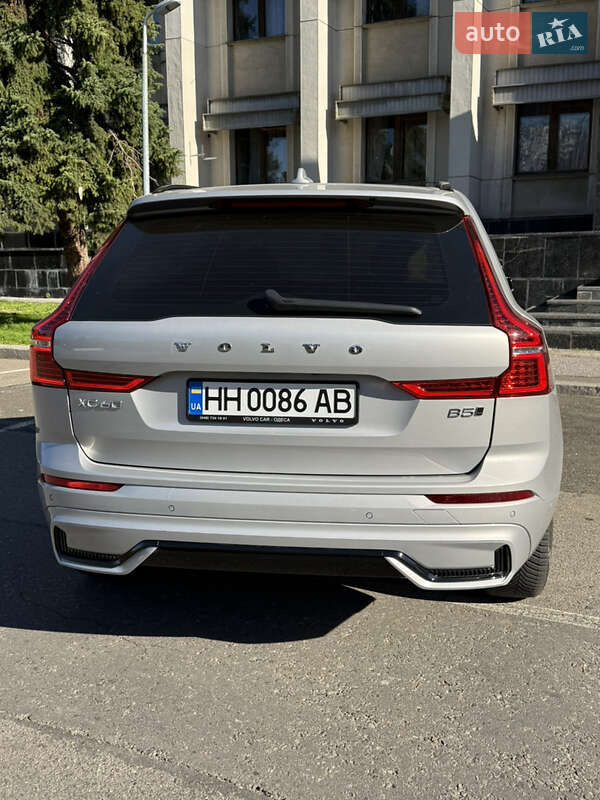 Позашляховик / Кросовер Volvo XC60 2023 в Одесі фото 8 Позашляховик / Кросовер Volvo XC60 2023 в Одесі