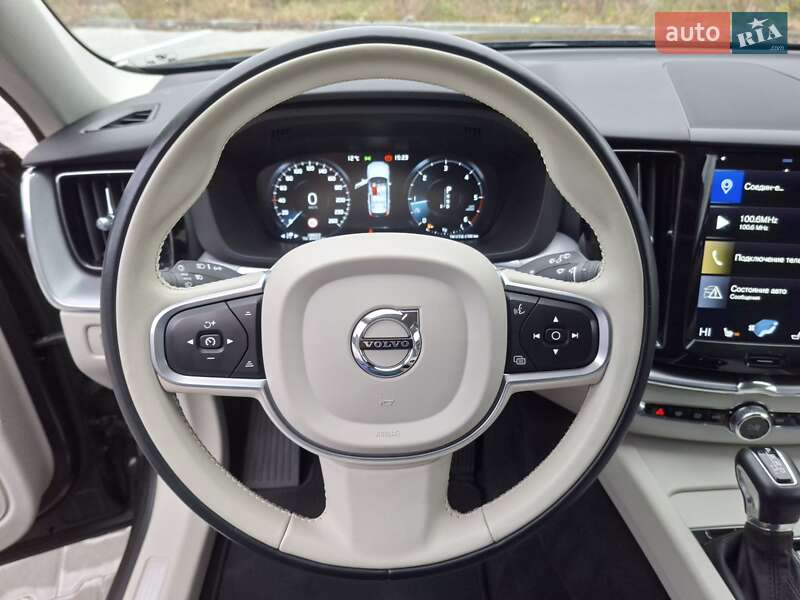 Внедорожник / Кроссовер Volvo XC60 2020 в Бережанах