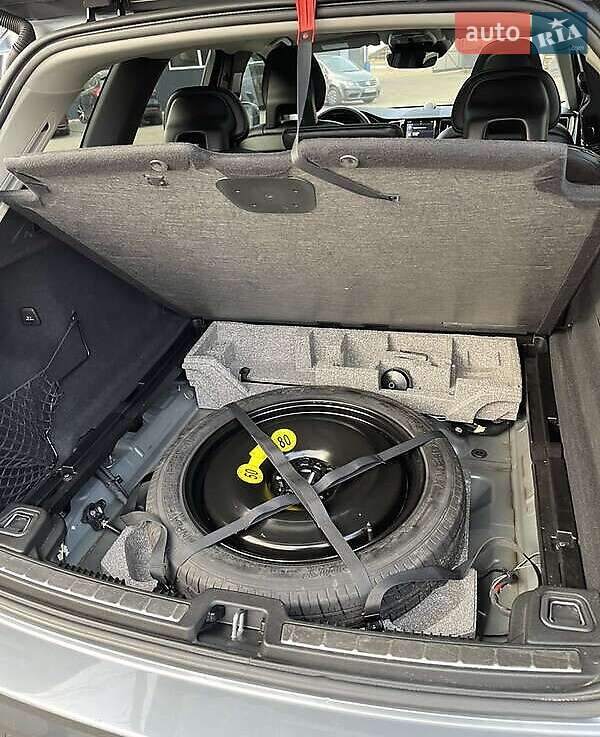 Внедорожник / Кроссовер Volvo XC60 2017 в Львове