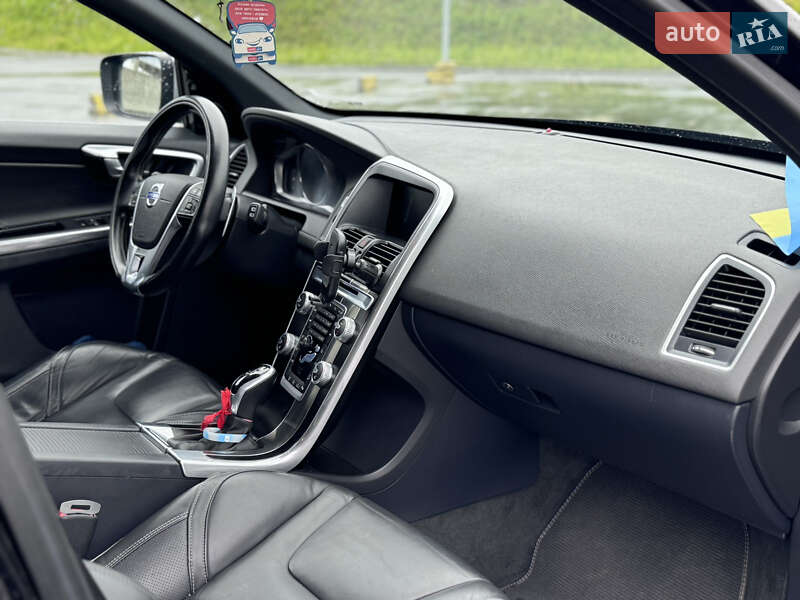 Позашляховик / Кросовер Volvo XC60 2015 в Львові фото 24 Позашляховик / Кросовер Volvo XC60 2015 в Львові