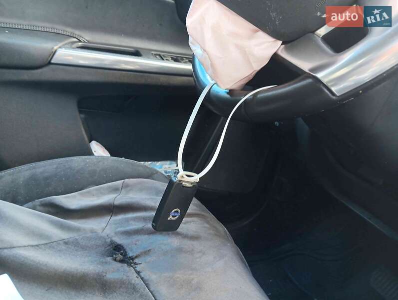 Позашляховик / Кросовер Volvo XC60 2015 в Львові фото 12 Позашляховик / Кросовер Volvo XC60 2015 в Львові