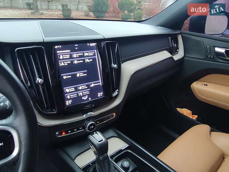 Позашляховик / Кросовер Volvo XC60 2020 в Нововолинську