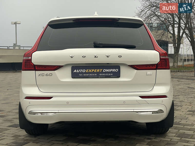 Позашляховик / Кросовер Volvo XC60 2024 в Дніпрі