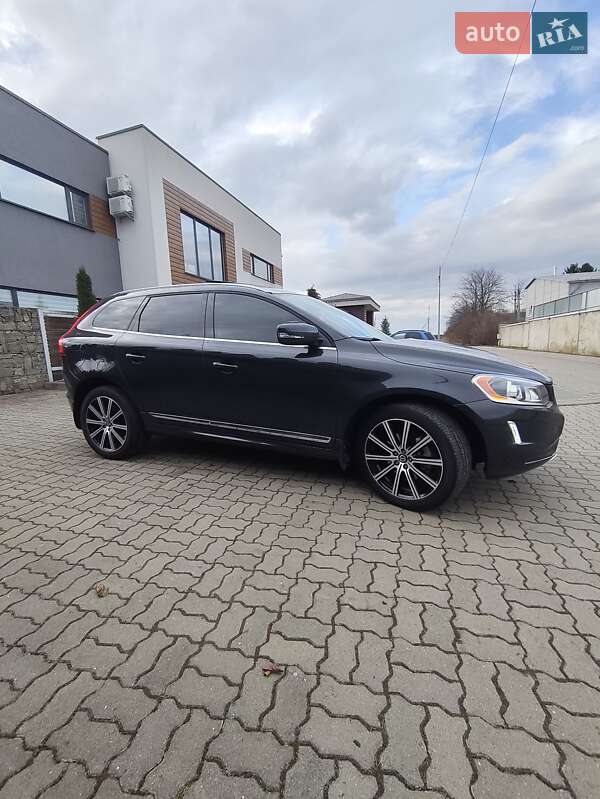 Позашляховик / Кросовер Volvo XC60 2015 в Стрию