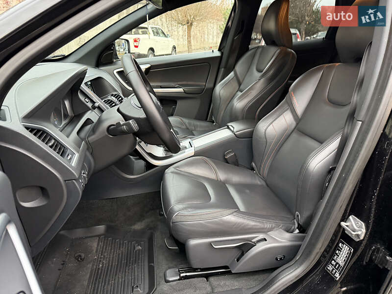 Внедорожник / Кроссовер Volvo XC60 2015 в Ровно