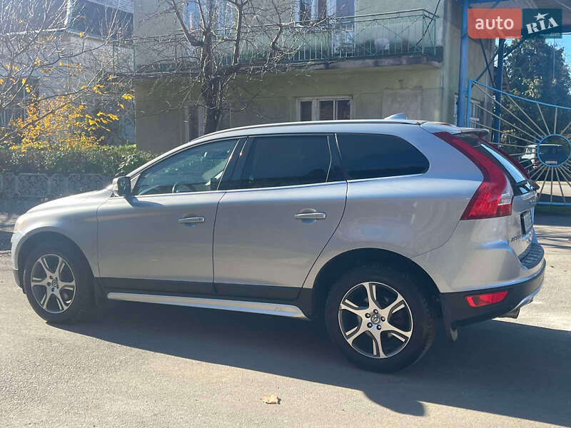 Внедорожник / Кроссовер Volvo XC60 2012 в Мукачево