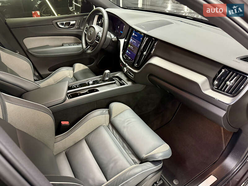 Внедорожник / Кроссовер Volvo XC60 2021 в Днепре фото 19 Внедорожник / Кроссовер Volvo XC60 2021 в Днепре