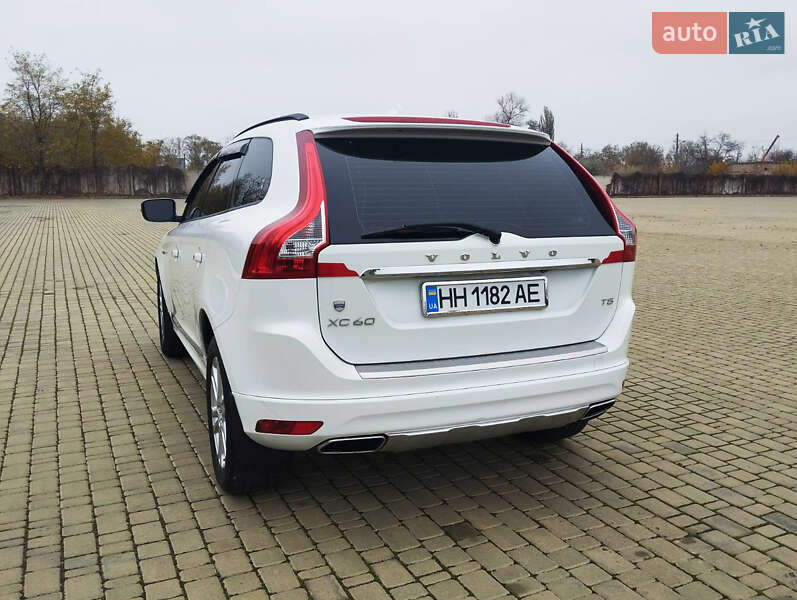 Внедорожник / Кроссовер Volvo XC60 2015 в Одессе фото 4 Внедорожник / Кроссовер Volvo XC60 2015 в Одессе