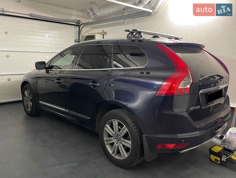 Позашляховик / Кросовер Volvo XC60 2017 в Києві