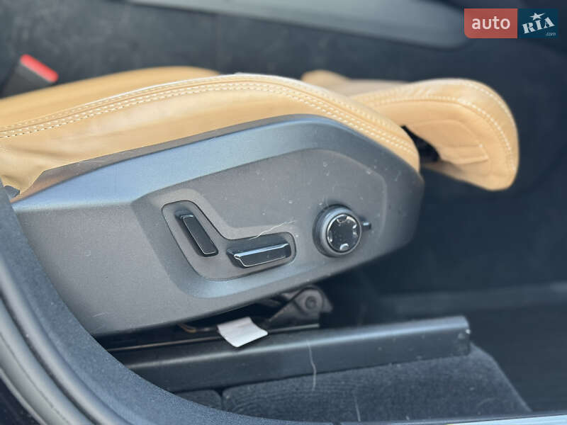 Внедорожник / Кроссовер Volvo XC60 2022 в Ирпене