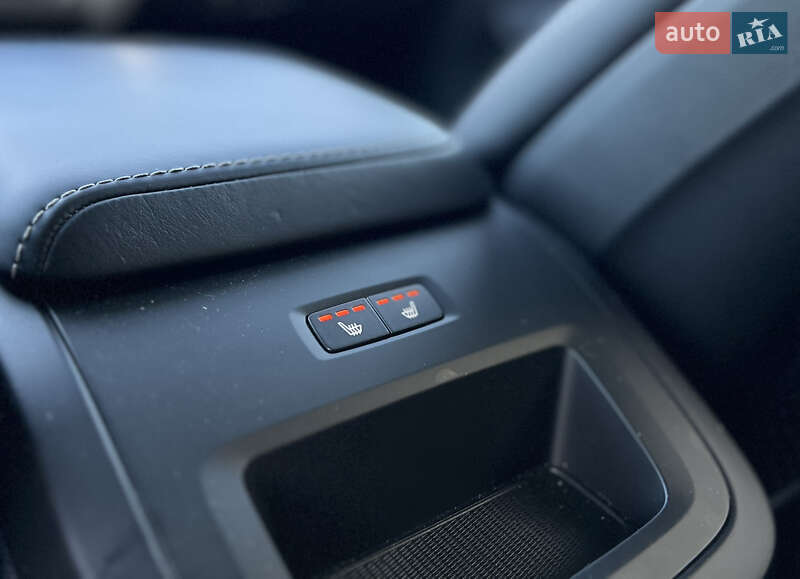 Позашляховик / Кросовер Volvo XC60 2019 в Києві