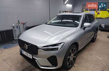 Внедорожник / Кроссовер Volvo XC60 2017 в Каменском