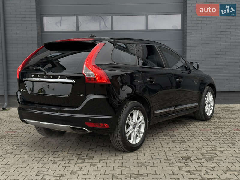 Позашляховик / Кросовер Volvo XC60 2015 в Луцьку
