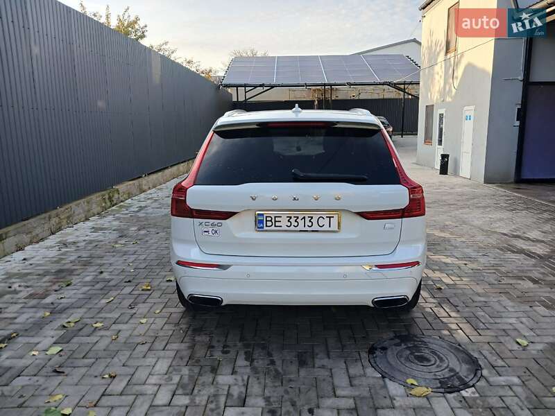 Позашляховик / Кросовер Volvo XC60 2021 в Первомайську