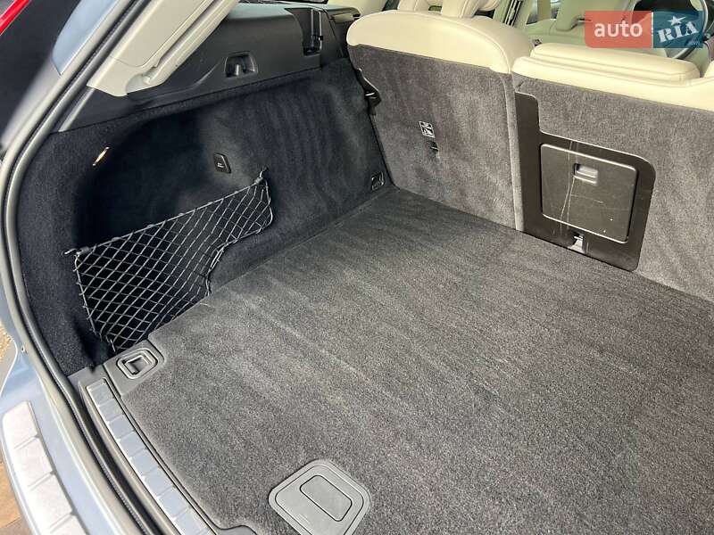 Позашляховик / Кросовер Volvo XC60 2021 в Івано-Франківську