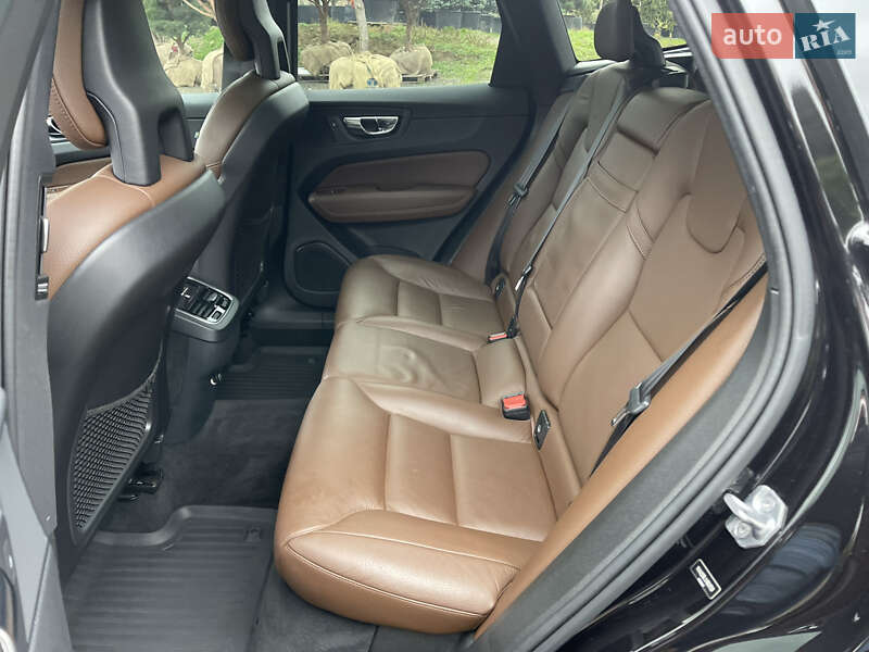 Внедорожник / Кроссовер Volvo XC60 2018 в Луцке