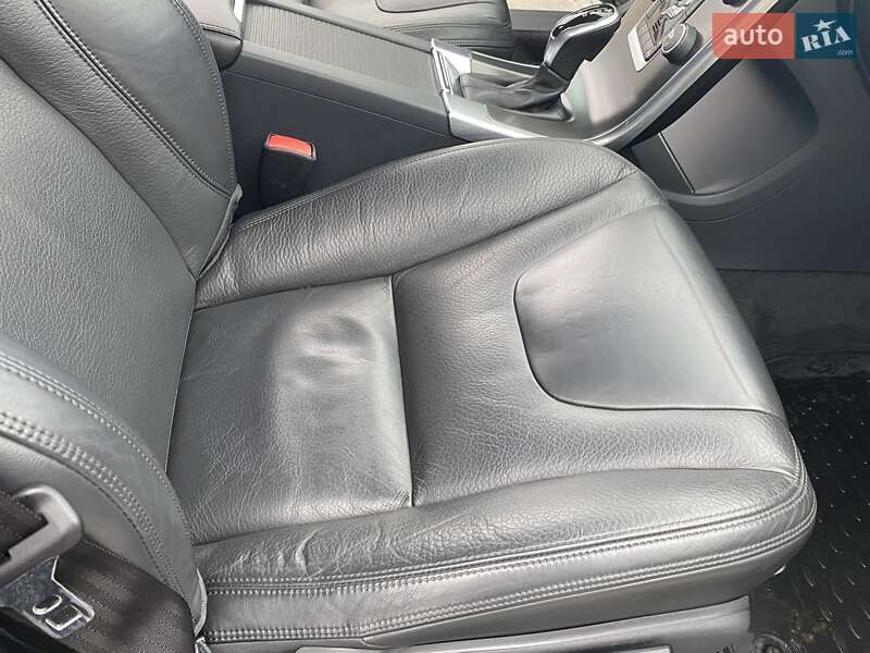 Позашляховик / Кросовер Volvo XC60 2013 в Луцьку фото 30 Позашляховик / Кросовер Volvo XC60 2013 в Луцьку