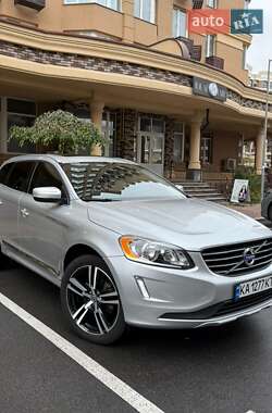 Внедорожник / Кроссовер Volvo XC60 2015 в Киеве