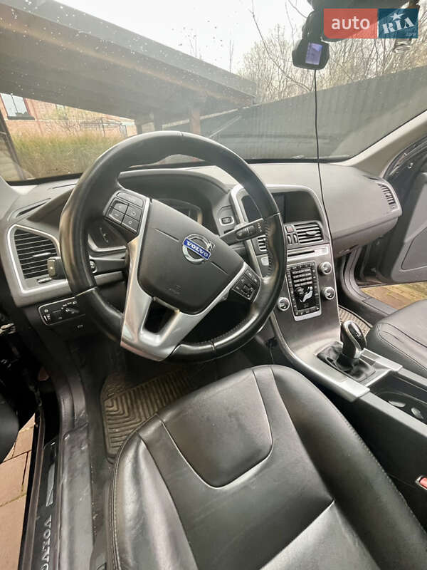 Внедорожник / Кроссовер Volvo XC60 2015 в Львове