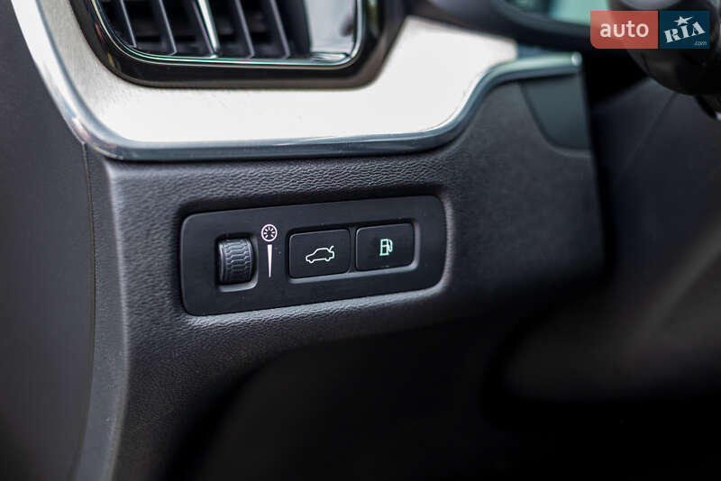 Позашляховик / Кросовер Volvo XC60 2018 в Рівному фото 20 Позашляховик / Кросовер Volvo XC60 2018 в Рівному