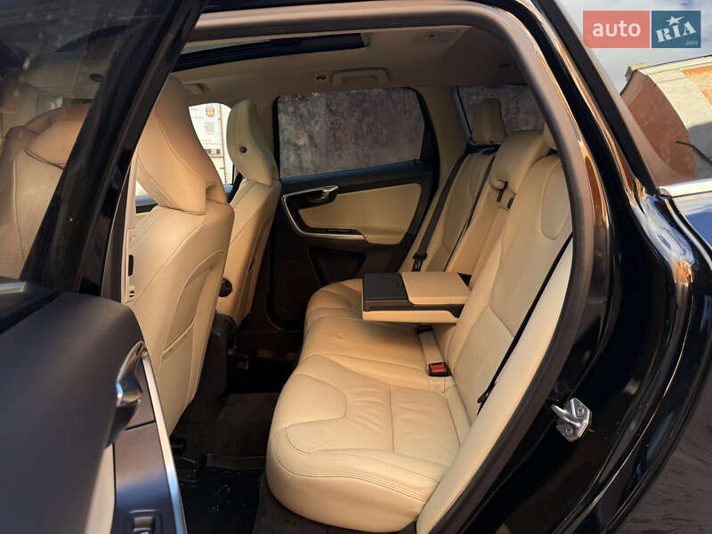 Внедорожник / Кроссовер Volvo XC60 2014 в Тернополе фото 141 Внедорожник / Кроссовер Volvo XC60 2014 в Тернополе