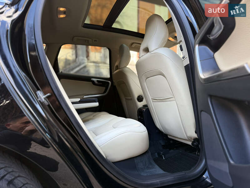 Внедорожник / Кроссовер Volvo XC60 2014 в Тернополе фото 148 Внедорожник / Кроссовер Volvo XC60 2014 в Тернополе