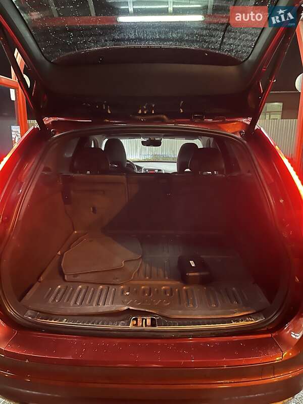 Внедорожник / Кроссовер Volvo XC60 2016 в Львове