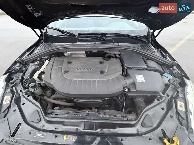 Позашляховик / Кросовер Volvo XC60 2016 в Києві