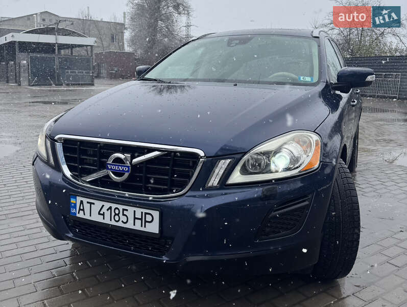 Позашляховик / Кросовер Volvo XC60 2012 в Івано-Франківську