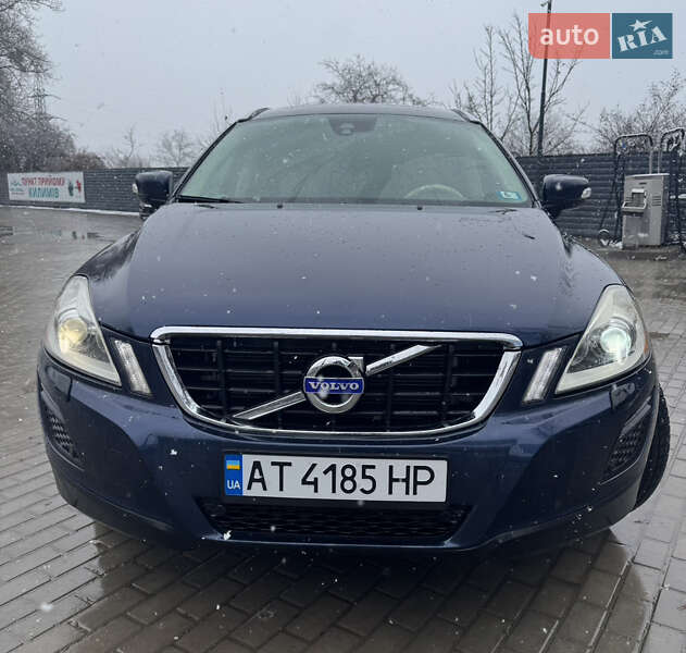 Позашляховик / Кросовер Volvo XC60 2012 в Івано-Франківську