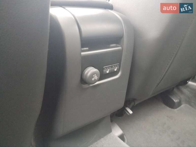 Внедорожник / Кроссовер Volvo XC60 2016 в Киеве фото 30 Внедорожник / Кроссовер Volvo XC60 2016 в Киеве