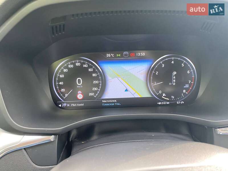 Внедорожник / Кроссовер Volvo XC60 2018 в Ровно