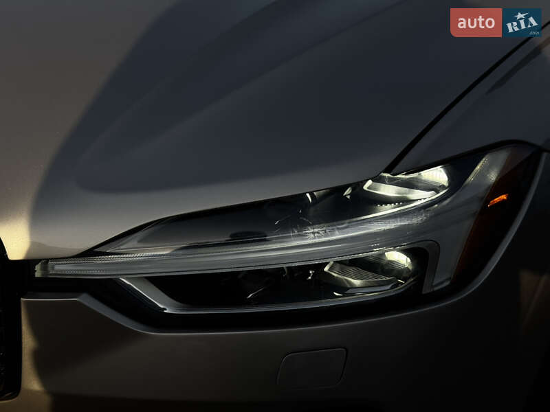 Внедорожник / Кроссовер Volvo XC60 2022 в Житомире фото 14 Внедорожник / Кроссовер Volvo XC60 2022 в Житомире