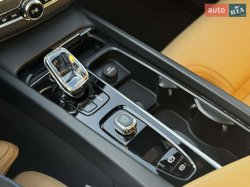 Внедорожник / Кроссовер Volvo XC60 2022 в Житомире фото 32 Внедорожник / Кроссовер Volvo XC60 2022 в Житомире