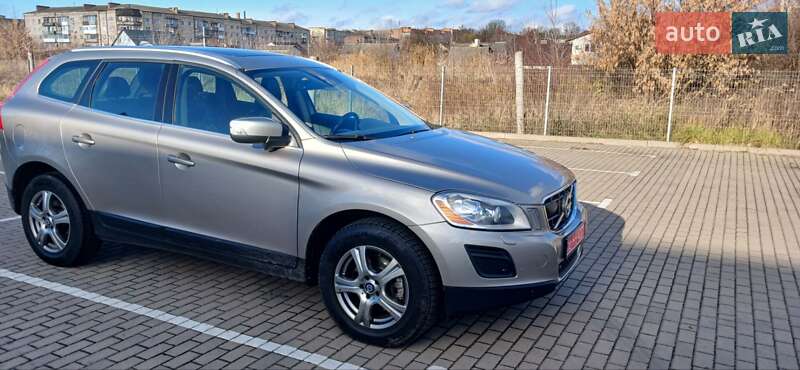 Позашляховик / Кросовер Volvo XC60 2011 в Дубні