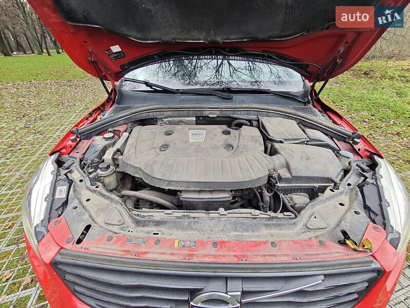 Позашляховик / Кросовер Volvo XC60 2013 в Києві