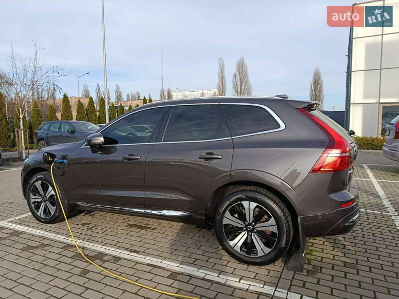 Позашляховик / Кросовер Volvo XC60 2023 в Києві