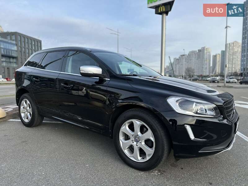 Позашляховик / Кросовер Volvo XC60 2016 в Києві