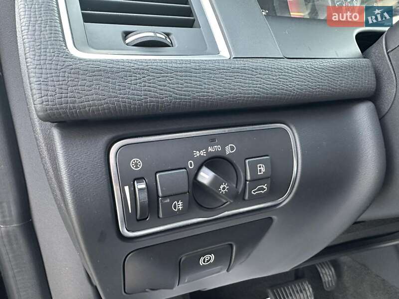 Позашляховик / Кросовер Volvo XC60 2016 в Києві