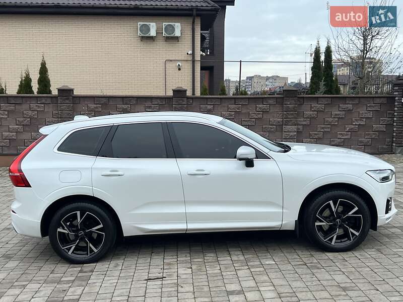 Внедорожник / Кроссовер Volvo XC60 2017 в Ровно фото 8 Внедорожник / Кроссовер Volvo XC60 2017 в Ровно