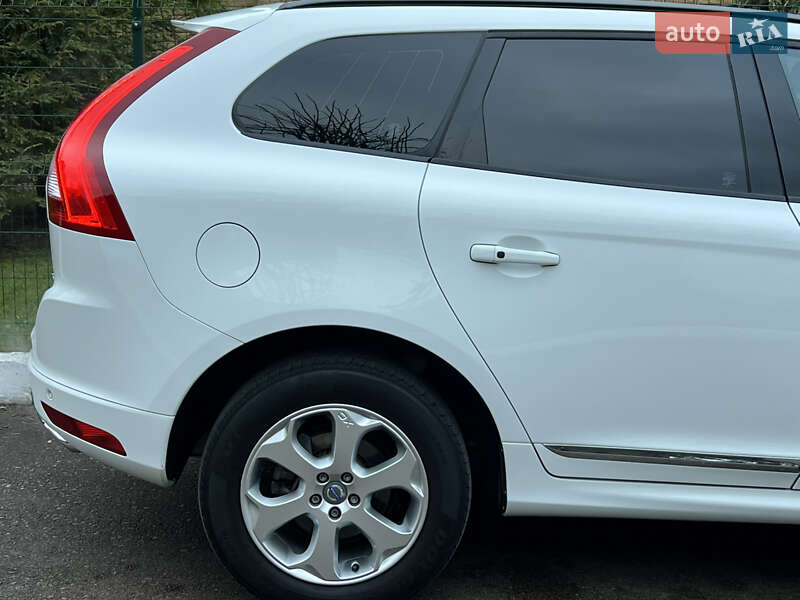 Позашляховик / Кросовер Volvo XC60 2016 в Рівному